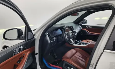 BMW X5 2021, 78988 км, за 43914.93 USD - фото 10