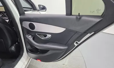Mercedes-Benz C-Class 2017, 138685 км, за 8403.91 USD - фото 25