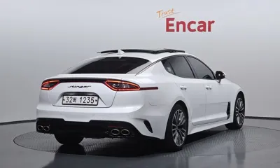 Kia Stinger 2018, 121450 км, за 9780.75 USD