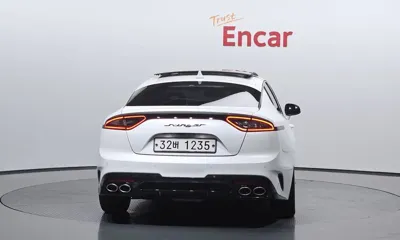 Kia Stinger 2018, 121450 км, за 9780.75 USD