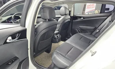 Kia Stinger 2018, 121450 км, за 9780.75 USD - фото 26