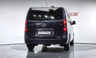 Hyundai Starex 2019, 125640 км, за 8400.07 USD