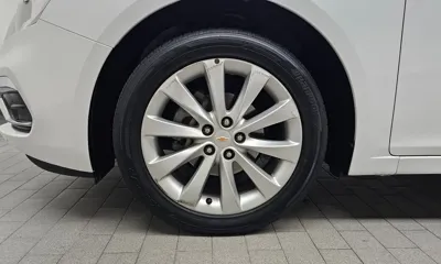 ChevroletGMDaewoo Cruze 2016, 100897 км, за 2619.14 USD