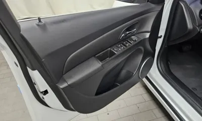 ChevroletGMDaewoo Cruze 2016, 100897 км, за 2619.14 USD - фото 24