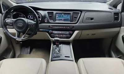 Kia Canival 2018, 108879 км, за 5883.13 USD - фото 7