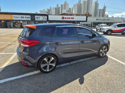 Kia Carens 2014, 66900 км, за 5534.93 USD