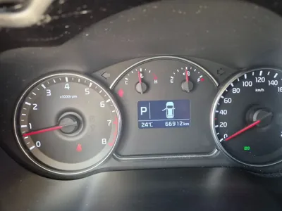 Kia Carens 2014, 66900 км, за 5534.93 USD - фото 11