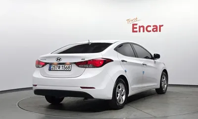 Hyundai Avante 2014, 38280 км, за 4488.68 USD