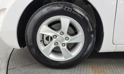 Hyundai Avante 2014, 38280 км, за 4488.68 USD