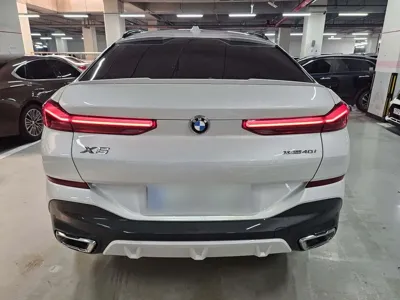 BMW X6 2025, 2600 км, за 47794.73 USD