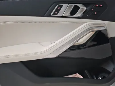 BMW X6 2025, 2600 км, за 47794.73 USD - фото 14