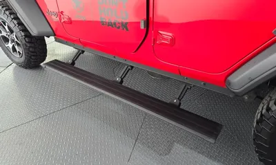 Jeep Wrangler 2023, 10457 км, за 33144.48 USD - фото 30