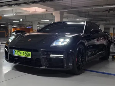 Porsche Panamera 2025, 14882 км, за 149379.13 USD