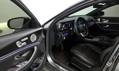 Mercedes-Benz E-Class 2022, 59753 км, за 27189.18 USD - фото 10