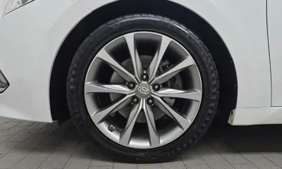 Hyundai Grandeur 2015, 129790 км, за 5144.23 USD