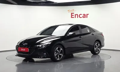 Hyundai Avante · 2023 год