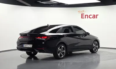 Hyundai Avante 2023, 28778 км, за 15747.67 USD