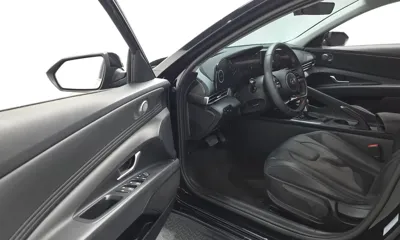 Hyundai Avante 2023, 28778 км, за 15747.67 USD - фото 10
