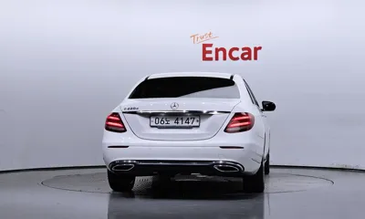 Mercedes-Benz E-Class 2017, 61559 км, за 14253.8 USD