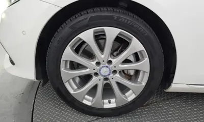 Mercedes-Benz E-Class 2017, 61559 км, за 14253.8 USD