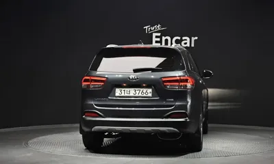 Kia Sorento 2017, 136067 км, за 8670.52 USD