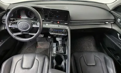 Hyundai Avante 2023, 38841 км, за 12913.9 USD - фото 7