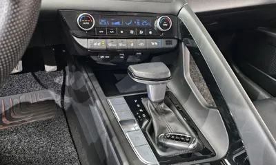 Hyundai Avante 2023, 38841 км, за 12913.9 USD - фото 9