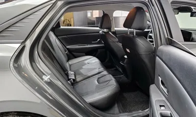 Hyundai Avante 2023, 38841 км, за 12913.9 USD - фото 12