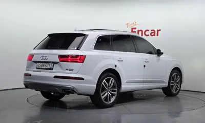 Audi Q7 2019, 115822 км, за 17524.44 USD