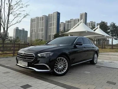 Mercedes-Benz E-Class · 2023 год