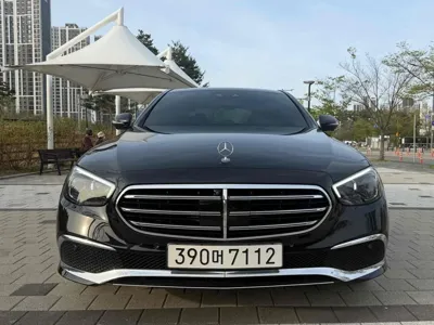 Mercedes-Benz E-Class 2023, 71800 км, за 24570.04 USD