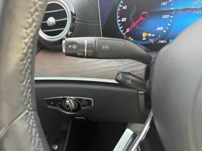 Mercedes-Benz E-Class 2023, 71800 км, за 24570.04 USD - фото 15