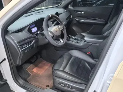 Cadillac XT4 2022, 79000 км, за 13801.97 USD