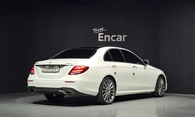 Mercedes-Benz E-Class 2019, 127106 км, за 17263.85 USD