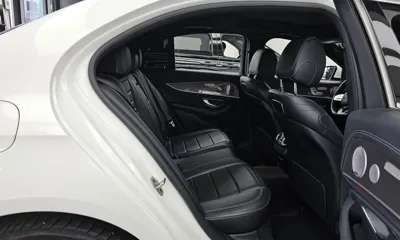 Mercedes-Benz E-Class 2019, 127106 км, за 17263.85 USD - фото 12