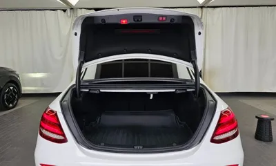 Mercedes-Benz E-Class 2019, 127106 км, за 17263.85 USD - фото 20