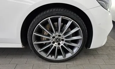 Mercedes-Benz E-Class 2019, 127106 км, за 17263.85 USD - фото 21