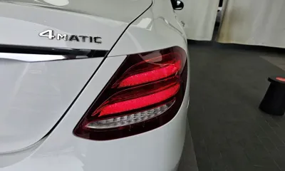 Mercedes-Benz E-Class 2019, 127106 км, за 17263.85 USD - фото 23