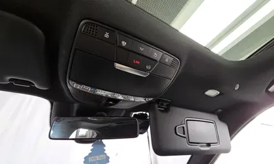 Mercedes-Benz E-Class 2019, 127106 км, за 17263.85 USD - фото 26
