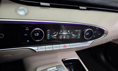 Genesis GV70 2021, 126241 км, за 20781.77 USD - фото 17