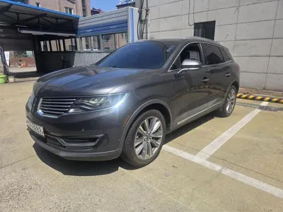 Lincoln MKX 2018, 153349 км, за 3908.8 USD