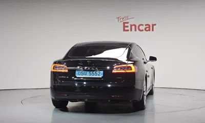 Tesla Model S 2018, 95241 км, за 24395.03 USD