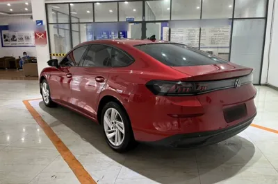 Volkswagen Lamando 2022, 36700 км, за 18175 USD