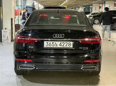 Audi A6 2020, 177884 км, за 13121.96 USD