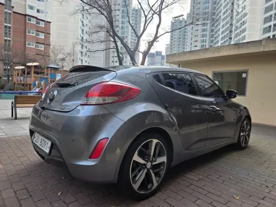 Hyundai Veloster 2012, 115853 км, за 2377.48 USD - фото 6