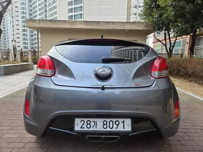 Hyundai Veloster 2012, 115853 км, за 2377.48 USD - фото 7