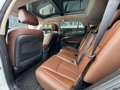 BYD Tang New Energy 2016, 96800 км, за 3506.75 USD - фото 10