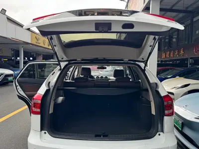 BYD Tang New Energy 2016, 96800 км, за 3506.75 USD - фото 18