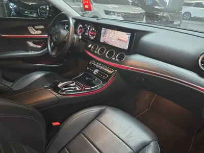 Mercedes-Benz E-Class 2017, 69068 км, за 13395.47 USD - фото 10