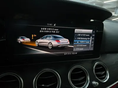 Mercedes-Benz E-Class 2017, 69068 км, за 13395.47 USD - фото 17